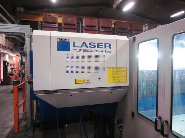 Laserové řezací centrum TRUMPF TruMatic L 3030