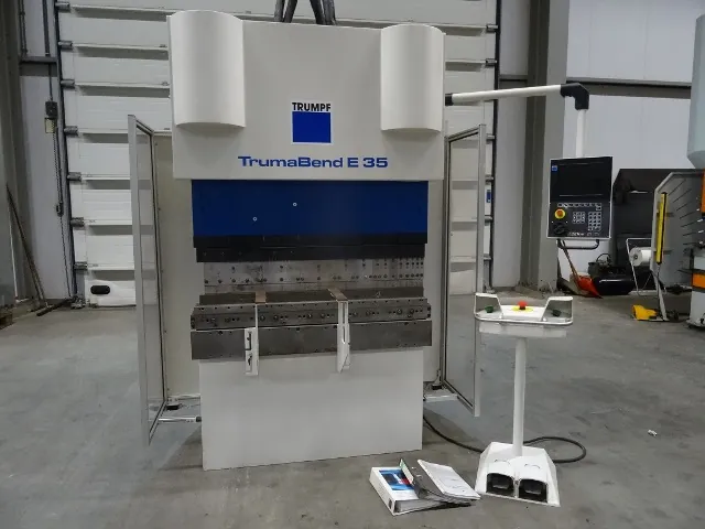 Ohraňovací lis TRUMPF TrumaBend E35 servo