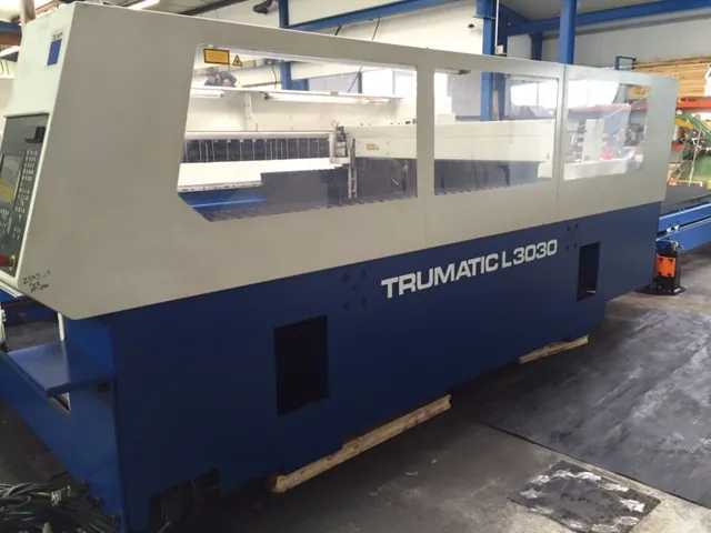 Laserové řezací centrum TRUMPF TruMatic L 3030S