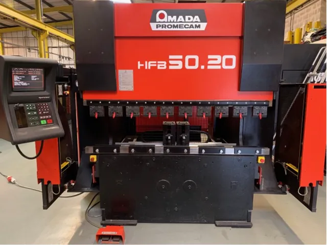 Ohraňovací lis AMADA HFBO 50-20