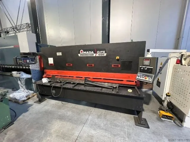Hydraulické tabulové nůžky AMADA GPX 1230