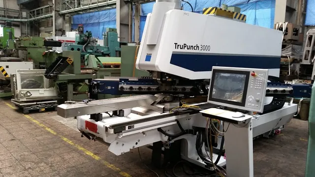 Vysekávací stroj TRUMPF TruPunch 3000 (S11)