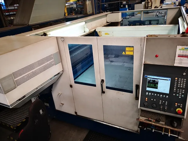 Laserové řezací centrum TRUMPF TruLaser 3030