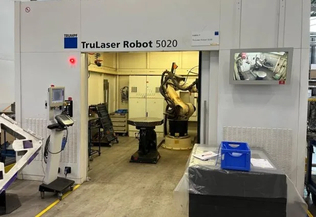Laserový svařovací stroj TRUMPF TruLaser Robot 5020