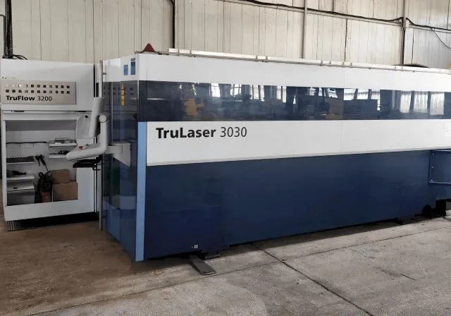 Laserové řezací centrum TRUMPF TruLaser 3030